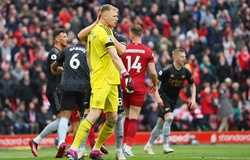 Liverpool suýt thắng ngược Arsenal sau 30 giây cuối điên rồ