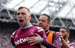 Saka sút hỏng phạt đền, Arsenal chịu bi kịch trong vòng 2 phút