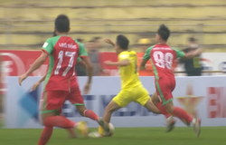Cựu tuyển thủ U23 Việt Nam bị thanh lý sau tình huống phạm lỗi penalty nhạy cảm