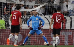 CĐV MU muốn gửi De Gea về Tây Ban Nha sau sai lầm kinh hoàng