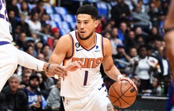Devin Booker quân bình kỷ lục ghi điểm Playoffs, Phoenix Suns vươn lên dẫn trước LA Clippers