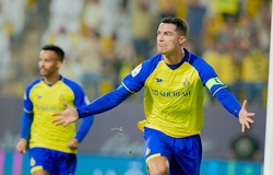 Ronaldo ghi bàn bằng không chiến, Al Nassr thắng đậm
