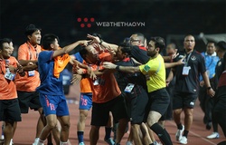 Cận cảnh màn ẩu đả đáng xấu hổ giữa U22 Thái Lan vs U22 Indonesia