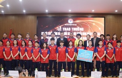 Tuyển nữ Việt Nam nhận 5,6 tỷ đồng tiền thưởng sau lần thứ 4 liên tiếp giành HCV SEA Games
