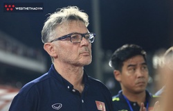 HLV Troussier: “Thật ngốc nếu đặt trình độ Việt Nam ngang hàng Nhật Bản”