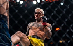 Charles Oliveira từ chối đánh sớm, Islam Makhachev đấu ai ở UFC 294?