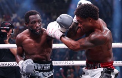 Terence Crawford nhận số tiền kỉ lục nhờ đánh bại Errol Spence Jr