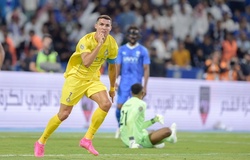 Ronaldo sánh ngang Messi về thành tích ghi bàn liên tiếp