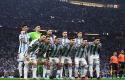 Đội hình ra sân Argentina vs Ecuador: Messi đá cặp với Lautaro Martinez