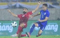 Trọng tài “biếu” penalty, Thái Lan vẫn đau đớn dâng chức vô địch King’s Cup cho Iraq