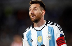 Messi 2 lần sút trúng cột dọc trong 42 phút chơi cho Argentina