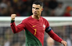 Ronaldo có nhiều hơn Messi bao nhiêu bàn trong sự nghiệp?