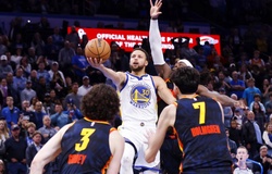 Stephen Curry ghi điểm game-winner, Golden State Warriors thắng trận trong tranh cãi