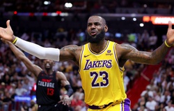 Los Angeles Lakers gửi khiếu nại lên NBA vì trọng tài và… LeBron James