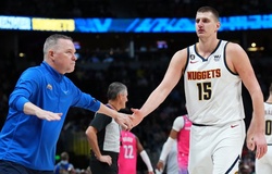 Thầy của Nikola Jokic gia hạn hợp đồng khủng, lọt top HLV được trả lương cao nhất NBA