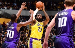 LeBron James lập triple-double lịch sử cùng nhiều cột mốc mới, Lakers vẫn đứt mạch bất bại