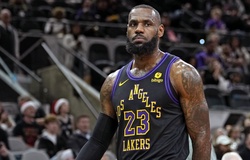 LeBron James hết lời khen ngợi Victor Wembanyama, gọi sao trẻ Pháp là "người ngoài hành tinh"