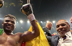 Francis Ngannou thay đổi phương án tập luyện để đấu Anthony Joshua