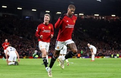 Rashford chấm dứt chuỗi trận kỳ lạ, MU vẫn phải chia điểm