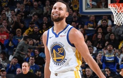 Stephen Curry bùng nổ với 8 quả 3 điểm, hạ gục đương kim MVP Embiid và Philadelphia 76ers