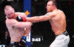 "Gã hề" Jack Hermansson bóc mẽ gà cưng mới của Dana White