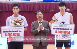 Trao giải VĐV xuất sắc nhất cúp bóng chuyền Hoa Lư 2024: Bích Tuyền, Ngọc Thuân tiếp tục được vinh danh