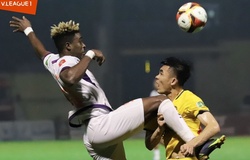 Thêm một đội bóng “tung cờ trắng” ở cuộc đua vô địch V.League