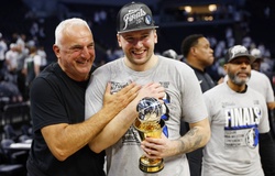 Toả sáng toàn series, Luka Doncic đoạt danh hiệu MVP chung kết miền Tây NBA Playoffs 2024