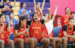 Đội tuyển nữ U18 Việt Nam lách khe cửa hẹp, vào bán kết bóng rổ ASEAN Schools Games 2024