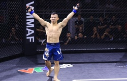 Đào Hồng Sơn lập kỷ lục MMA Việt Nam khi hạ học trò Johnny Trí Nguyễn