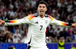 Đội tuyển Đức mất ngủ vì màn ăn mừng quá khích của CĐV Thổ Nhĩ Kỳ