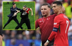 6 CĐV bị UEFA điều tra vì tràn xuống sân tiếp cận Ronaldo