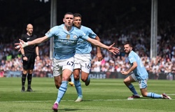 Phil Foden dẫn đầu 4 cầu thủ Man City trong Đội hình tiêu biểu Ngoại hạng Anh