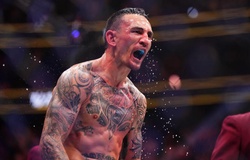  Max Holloway: Hãy chờ để so sánh UFC 308 với UFC 300