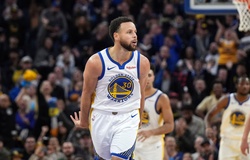 Stephen Curry nói về quyết định gia hạn với Warriors: “Tôi không ở đây để dưỡng già"