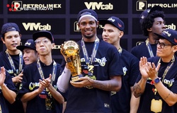 Sắm vai đầu tàu mẫu mực của Saigon Heat, Elijah Weaver trở thành VBA Finals MVP 2024