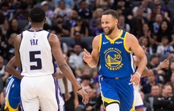 Curry và Buddy Hield nóng máy sớm, Golden State phá kỷ lục 3 điểm từ... giai đoạn preseason