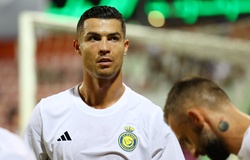 Ronaldo sút hỏng phạt đền ở phút 96 và Al Nassr bị loại