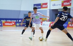 Hành động đẹp của cầu thủ Luxury Hạ Long ở giải futsal VĐQG 