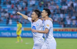 Nam Định tiến gần vô địch, HAGL thảnh thơi "đua" trụ hạng V.League