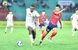 “Nhường” nửa đội hình cho tuyển Việt Nam, CAHN vẫn hủy diệt Bình Định