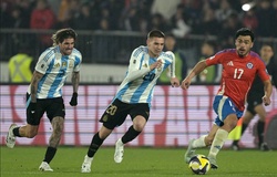 Mastantuono ra mắt đội tuyển Argentina ở tuổi 17 và lập kỷ lục lịch sử