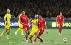 Tuyển Việt Nam tụt 4 hạng, Thái Lan bị đánh bật Top 100 FIFA