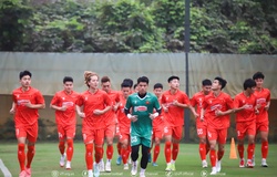 HLV Kim Sang Sik gọi hai cầu thủ Việt kiều bảo vệ ngôi vô địch Đông Nam Á