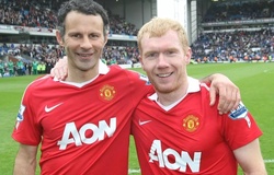 Sự cố khiến Ryan Giggs và Paul Scholes đến Việt Nam trễ