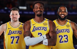 Bom tấn chuyển nhượng NBA: Cựu pick 1 DeAndre Ayton cập bến Lakers, Luka và LeBron có đồng đội mới