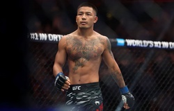 Joshua Van châm biếm ĐKVĐ UFC Alexandre Pantoja: Tôi không thích ôm nhau