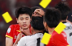 Cầu thủ U23 Indonesia thoát thẻ đỏ vì bóp cổ Đình Bắc