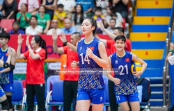 Đội tuyển U21 Việt Nam khởi hành tới Indonesia tham dự giải bóng chuyền U21 vô địch thế giới