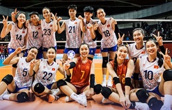 Bóng chuyền nữ U21 Việt Nam ghi tên vào vòng 1/8 sau set thắng kỷ lục
